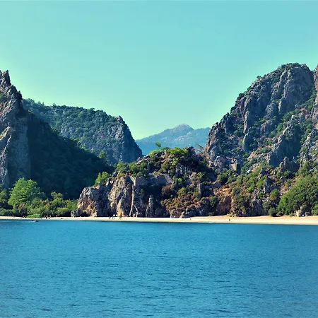 Baraka House * Чирали