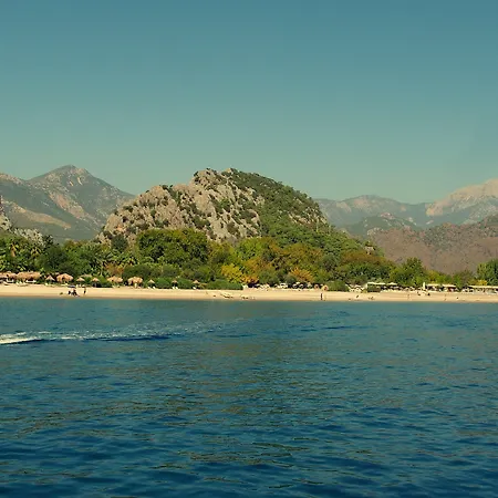 Baraka House Проживание в семье *