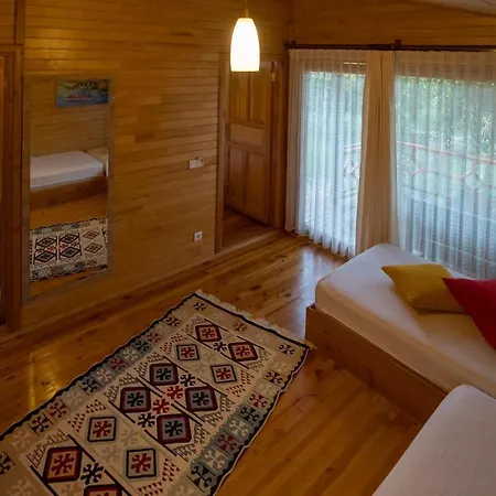 Проживание в семье Baraka House